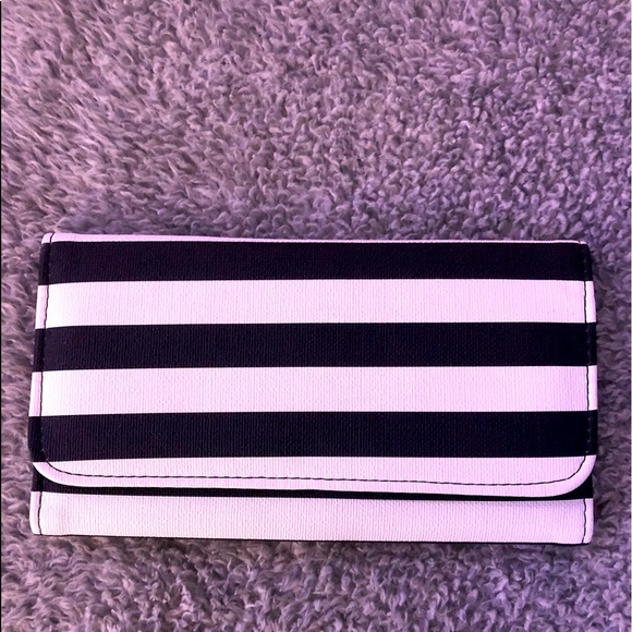 Kut From The Kloth black & white wallet - Picture 2 of 14